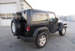 2016 Jeep Wrangler - Image 8