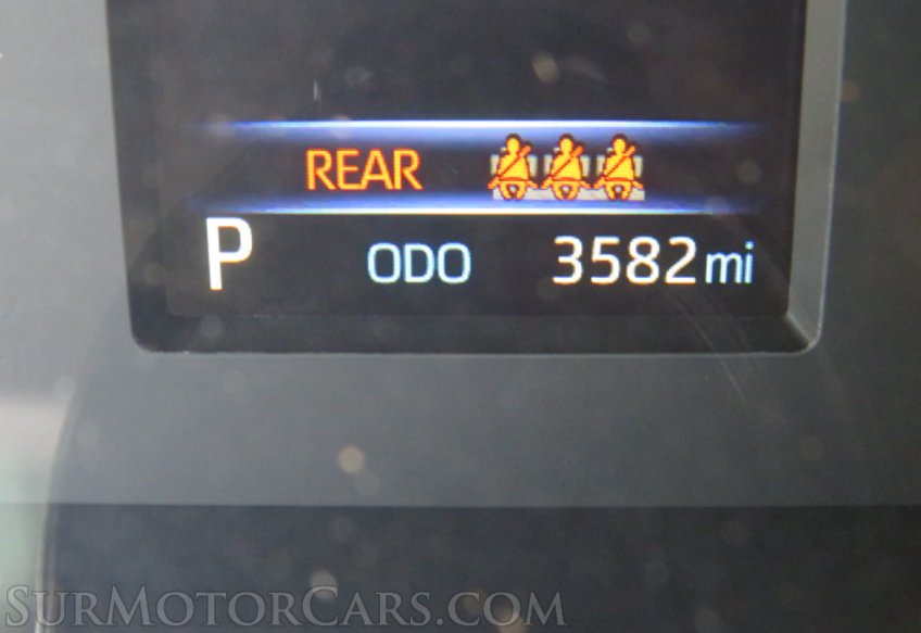 2022 Toyota Tundra 4WD - Image 36