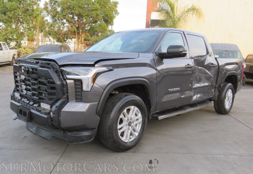 2022 Toyota Tundra 4WD - Image 3