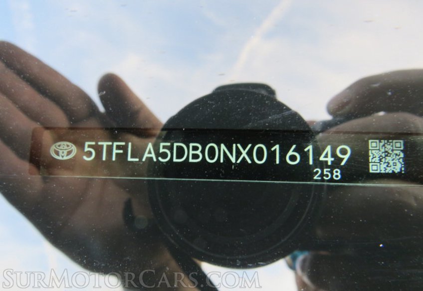 2022 Toyota Tundra 4WD - Image 55