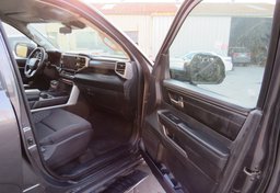 2022 Toyota Tundra 4WD - Image 25