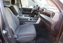 2022 Toyota Tundra 4WD - Image 29