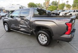 2022 Toyota Tundra 4WD - Image 8