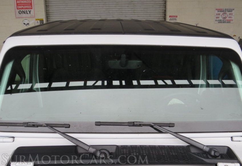 2021 Jeep Gladiator - Image 13