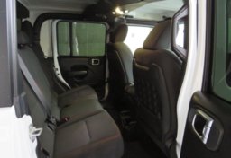 2021 Jeep Gladiator - Image 25