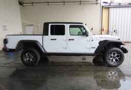 2021 Jeep Gladiator - Image 2
