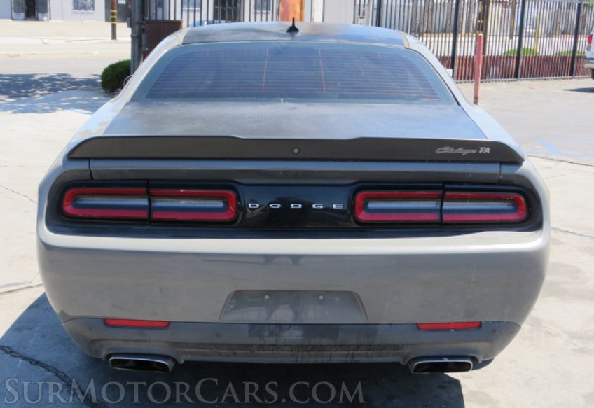 2017 Dodge Challenger - Image 10