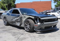 2017 Dodge Challenger - Image 4