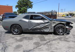 2017 Dodge Challenger - Image 12