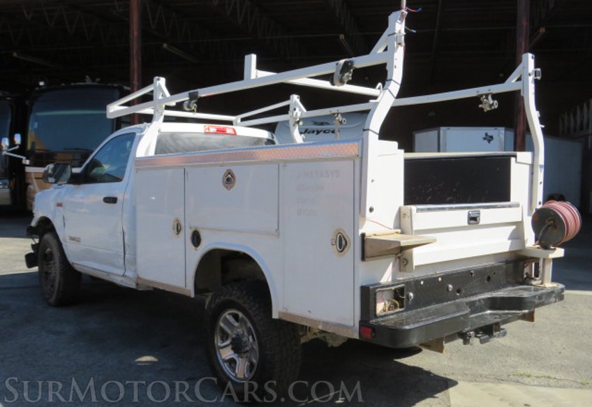 2022 Ram 2500 - Image 9