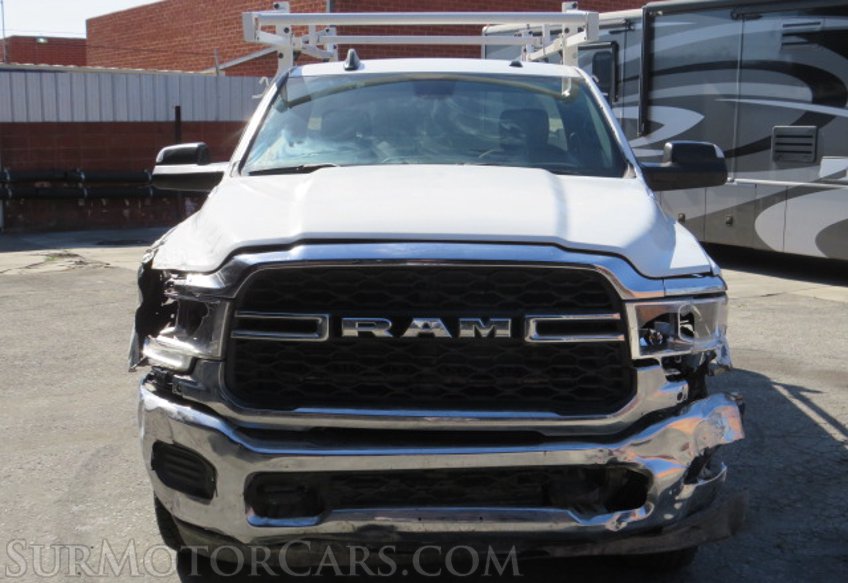 2022 Ram 2500 - Image 11