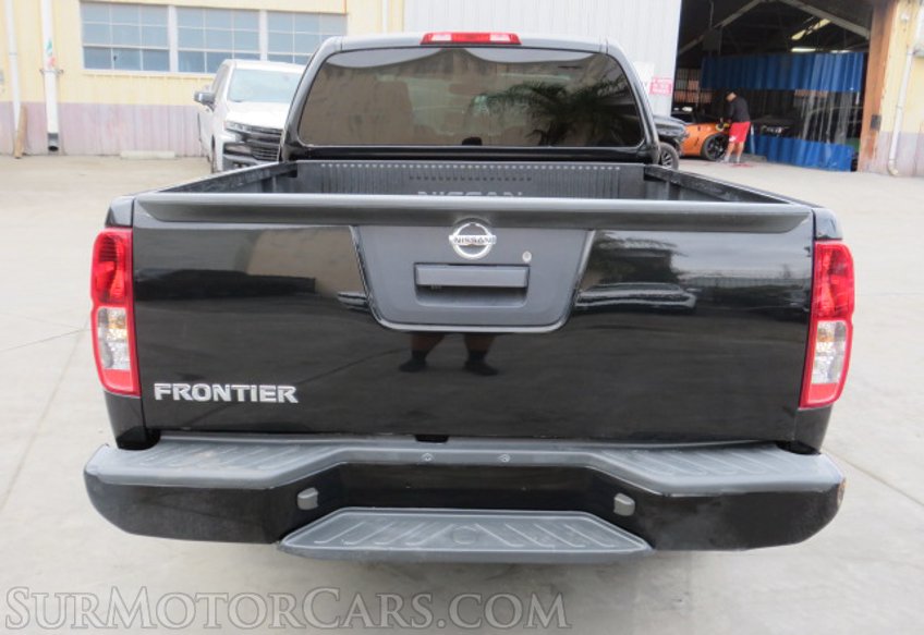 2019 Nissan Frontier - Image 10