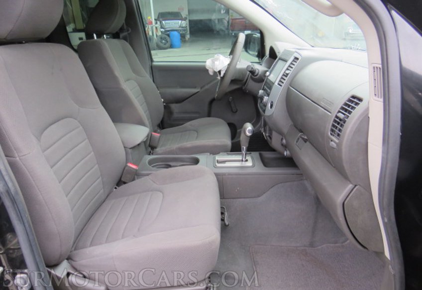 2019 Nissan Frontier - Image 24