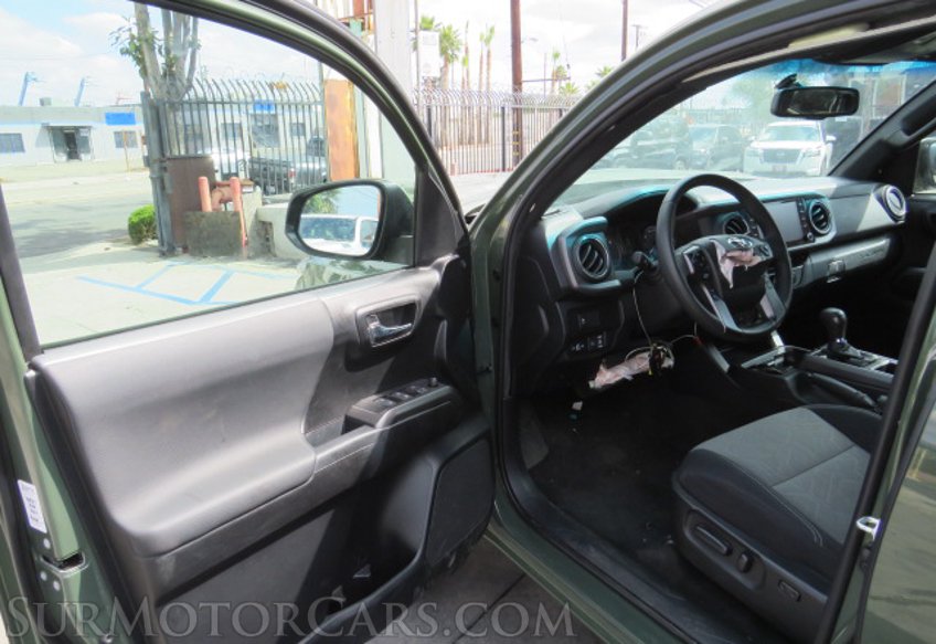 2022 Toyota Tacoma - Image 21