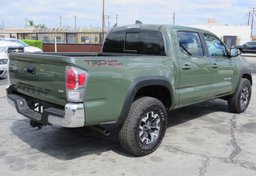 2022 Toyota Tacoma - Image 10