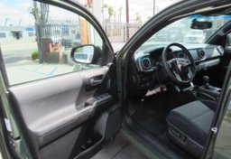 2022 Toyota Tacoma - Image 21