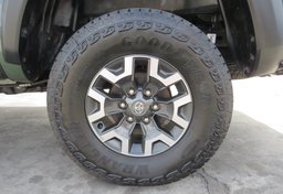 2022 Toyota Tacoma - Image 19