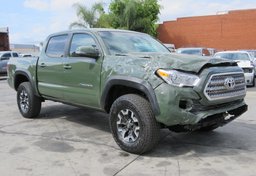 2022 Toyota Tacoma - Image 4
