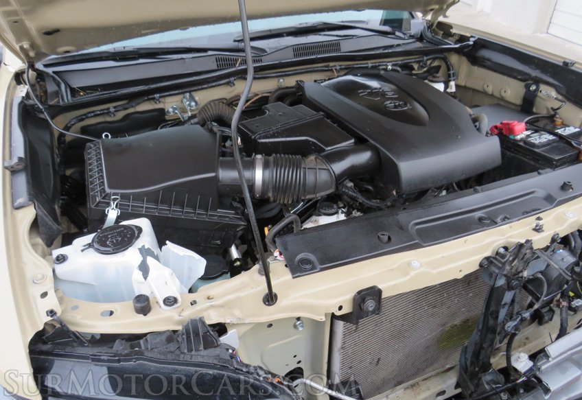 2020 Toyota Tacoma 4WD - Image 56