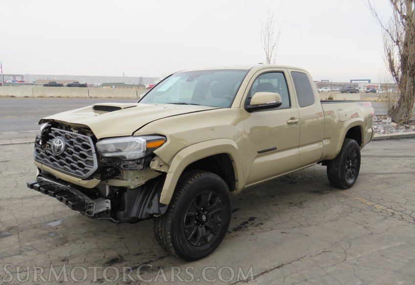 2020 Toyota Tacoma 4WD - Image 4