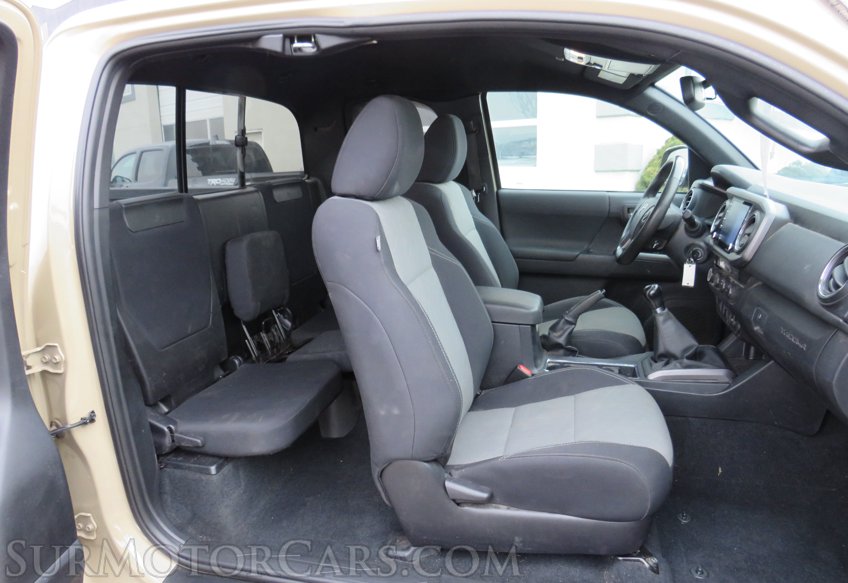 2020 Toyota Tacoma 4WD - Image 33