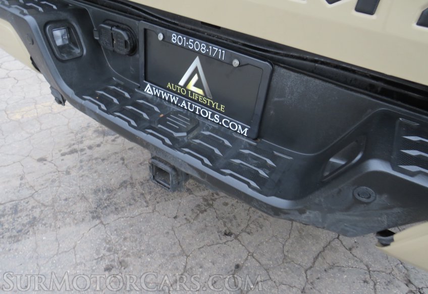 2020 Toyota Tacoma 4WD - Image 25