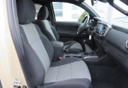 2020 Toyota Tacoma 4WD - Image 30