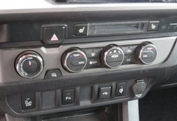 2020 Toyota Tacoma 4WD - Image 45