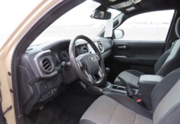 2020 Toyota Tacoma 4WD - Image 26