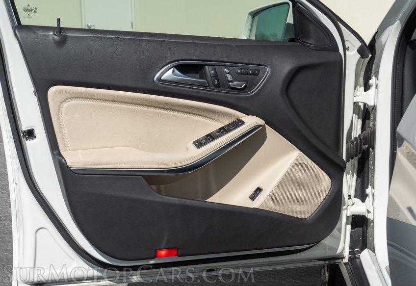 2018 Mercedes-Benz GLA - Image 13