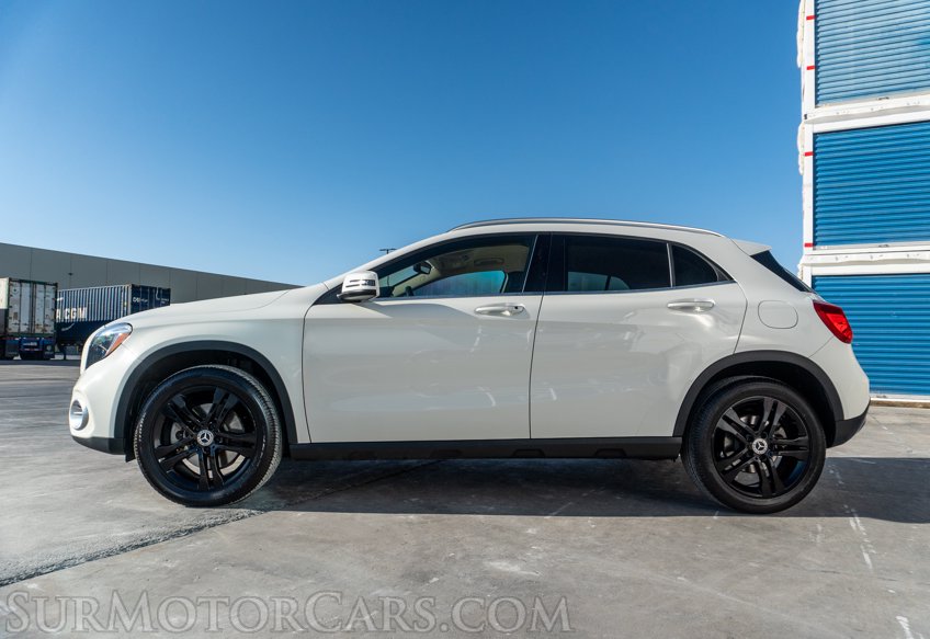 2018 Mercedes-Benz GLA - Image 11