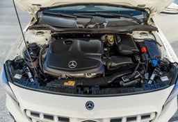 2018 Mercedes-Benz GLA - Image 34