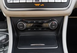2018 Mercedes-Benz GLA - Image 30