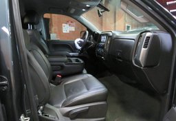 2018 Chevrolet Silverado 1500 - Image 17