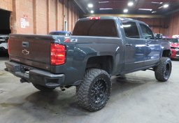 2018 Chevrolet Silverado 1500 - Image 10