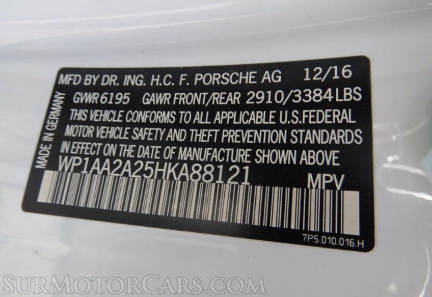 2017 Porsche Cayenne - Image 42