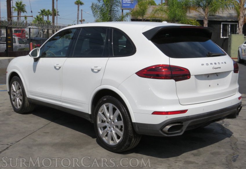 2017 Porsche Cayenne - Image 9