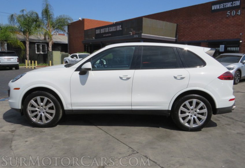 2017 Porsche Cayenne - Image 10