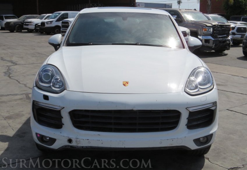 2017 Porsche Cayenne - Image 11