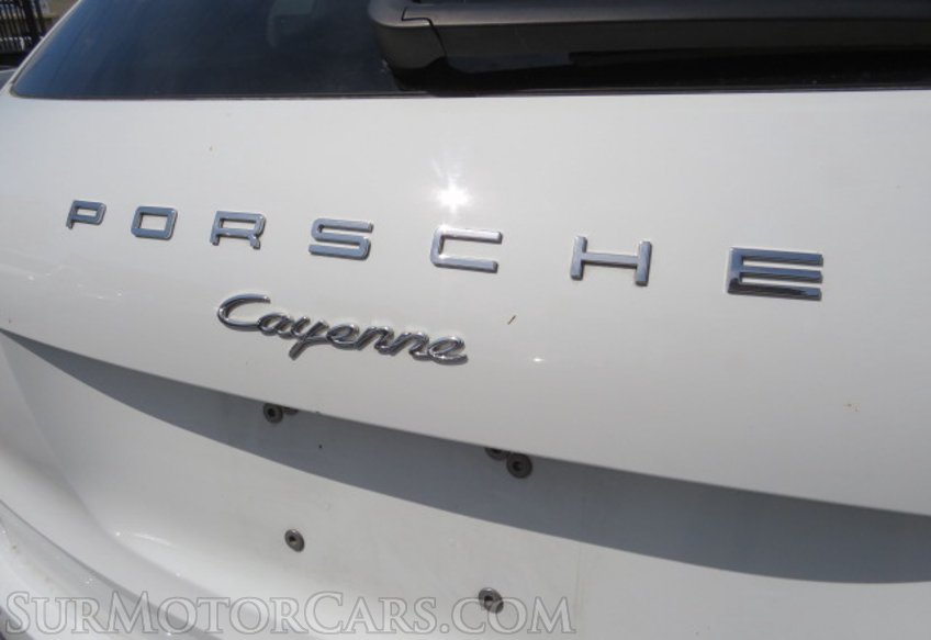 2017 Porsche Cayenne - Image 49