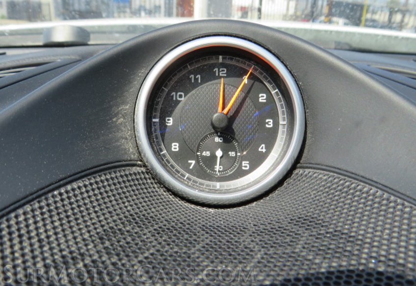 2017 Porsche Cayenne - Image 24