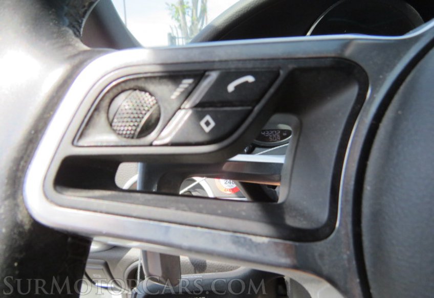 2017 Porsche Cayenne - Image 17