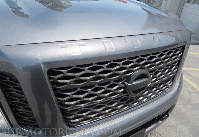 2019 Nissan Titan - Image 21