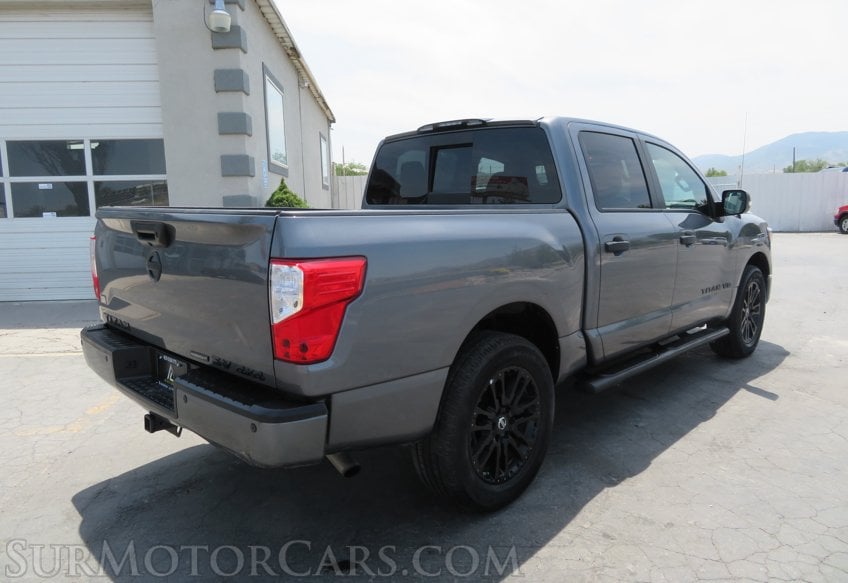 2019 Nissan Titan - Image 6