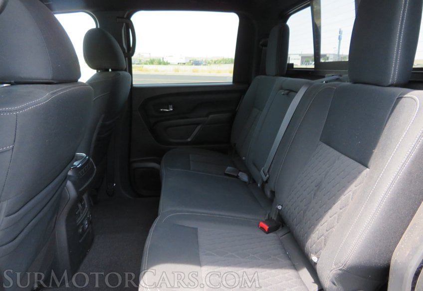 2019 Nissan Titan - Image 36