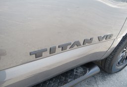 2019 Nissan Titan - Image 26