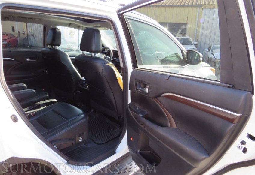 2016 Toyota Highlander - Image 26