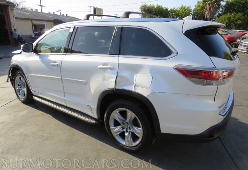 2016 Toyota Highlander - Image 10
