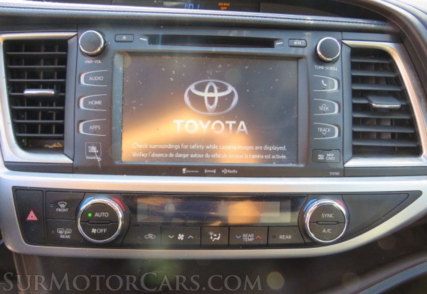 2016 Toyota Highlander - Image 31