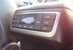 2016 Toyota Highlander - Image 41